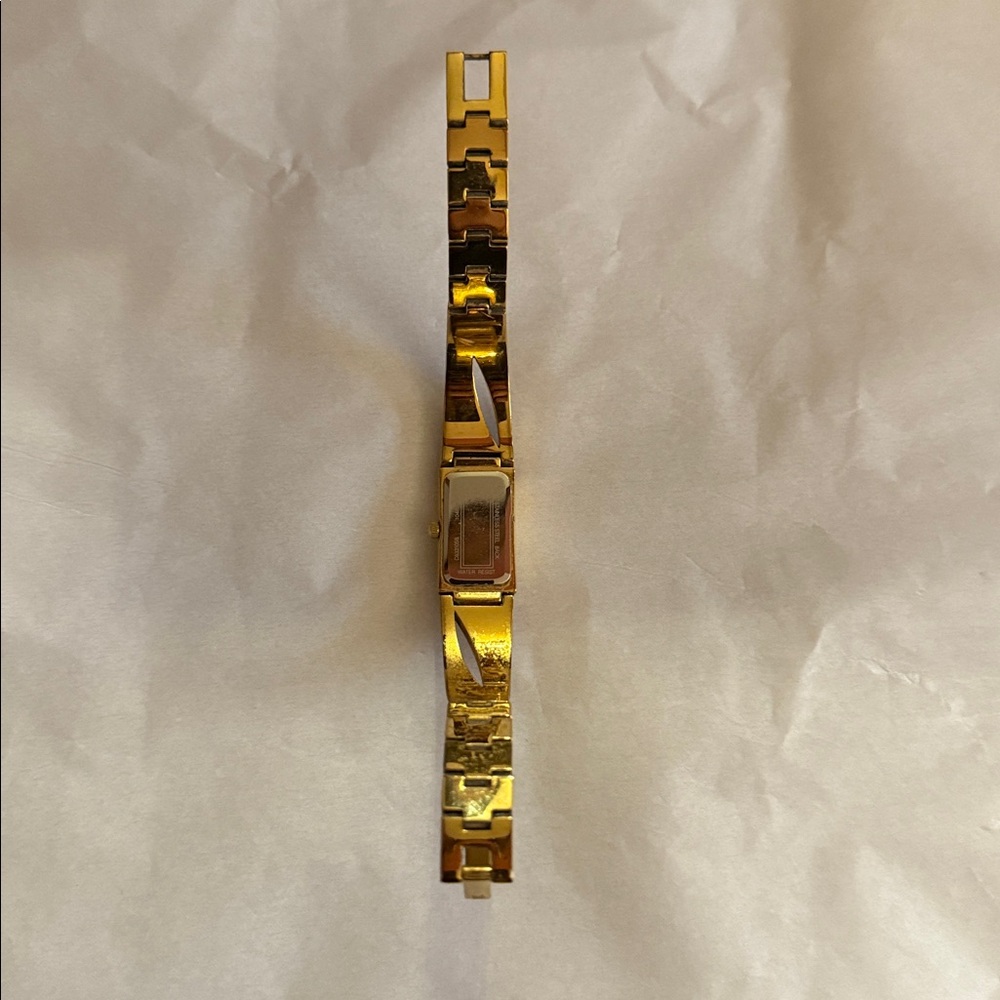 Bulova designer brand. Beautiful Watch with crystal accents. Needs battery - Picture 2 of 4